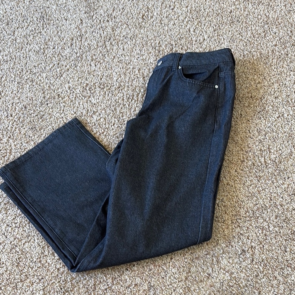Black Wide leg, low rise jeans